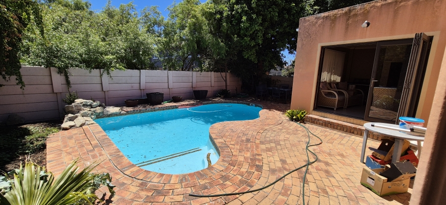 3 Bedroom Property for Sale in Table View Western Cape